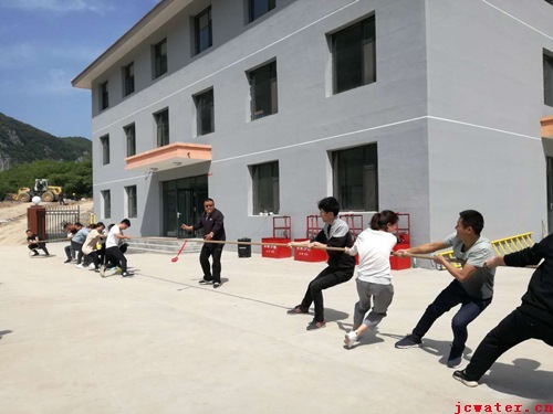 市水務(wù)公司開(kāi)展慶“五一、五四”文體活動(dòng)